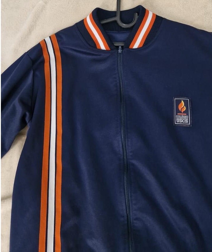 BLUSÃO COLLEGE FORRADO
